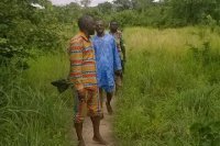 Le Maire de Kouandé et le Coordonnateur du PNE-Bénin, en route sur le site (…)