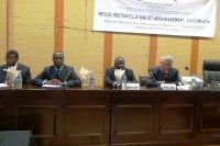 Vue partielle des Officiels 3 à l'ouverture de la revue