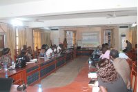 Vue partielle des participants en salle